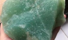 秀玉的价格表和图片（岫玉原石图片）