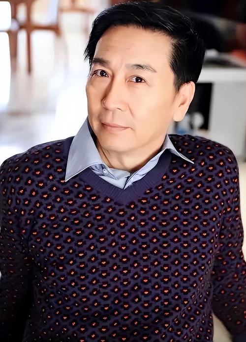毕彦君的两个老婆(演员毕彦君的个人资料)
