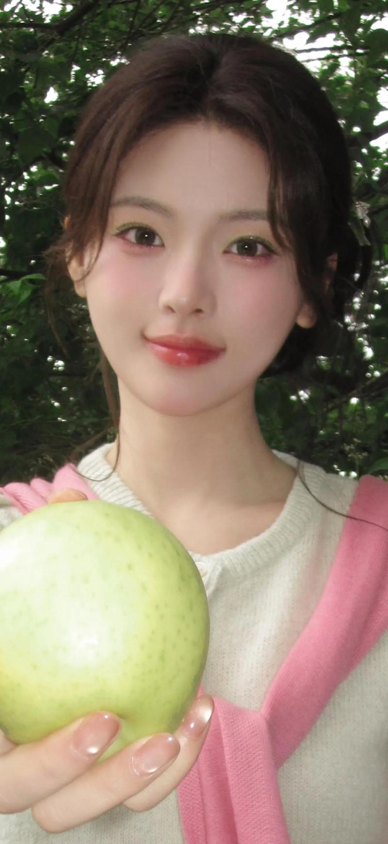龙丹妮为什么不签杨超越(为什么说杨超越是龙丹妮的艺人呢)
